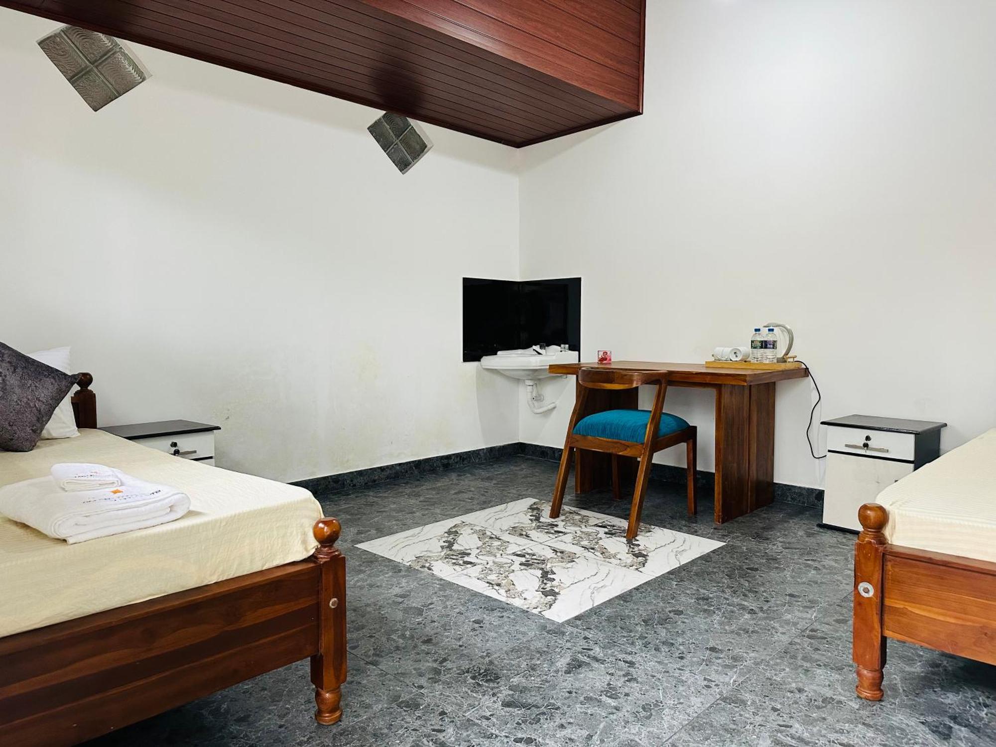 Golden Stars Hotel Dambulla Exterior foto
